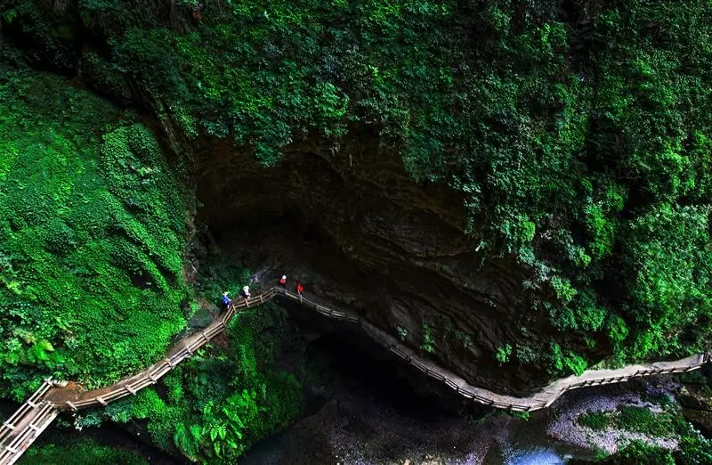 广州到重庆旅游线路_重庆周边两天旅游攻略_重庆2天2夜自由行攻略