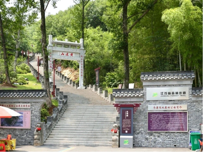 镇江金山寺旅游攻略_西津渡古街旅游_镇江高铁站攻略