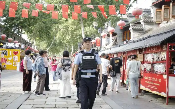 镇江高铁站攻略_镇江金山寺旅游攻略_西津渡古街旅游
