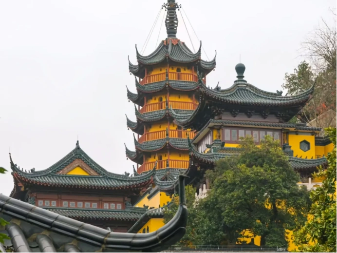 镇江高铁站攻略_西津渡古街旅游_镇江金山寺旅游攻略