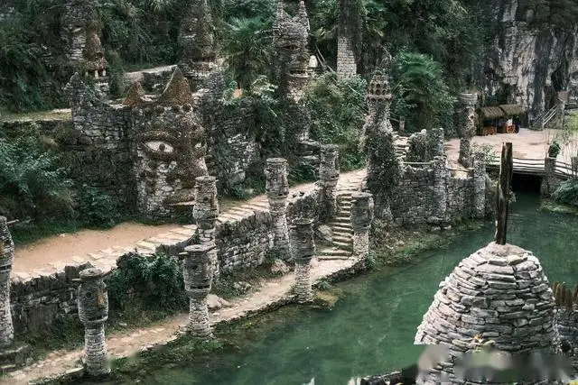 贵阳山水风光_贵阳特色美食文化_贵阳花溪旅游攻略
