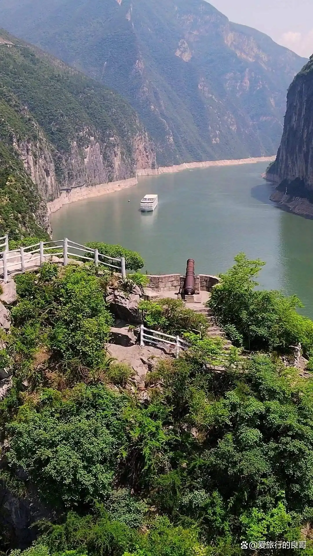 瞿塘峡旅游攻略_瞿塘峡夔门天下雄关自然景观_瞿塘峡长江三峡开篇奇景
