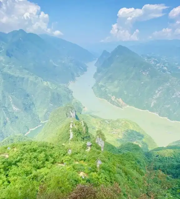 三峡景点介绍_长江三峡旅游攻略_瞿塘峡旅游攻略