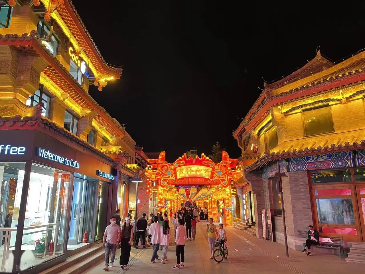 兰州敦煌张掖旅游攻略_甘肃省博物馆白塔山公园中山桥_兰州好玩景点推荐