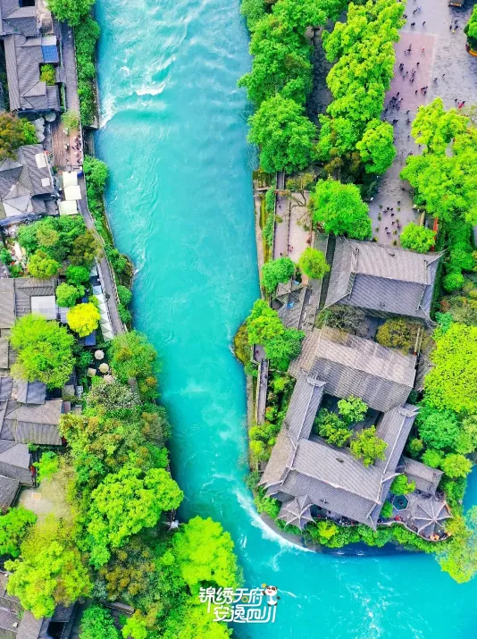 都江堰历史_都江堰旅游攻略两天_都江堰水利工程