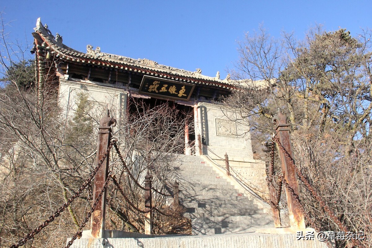 平凉崆峒山旅游攻略_崆峒山适合老年人的游玩路线_崆峒山老年人旅游攻略