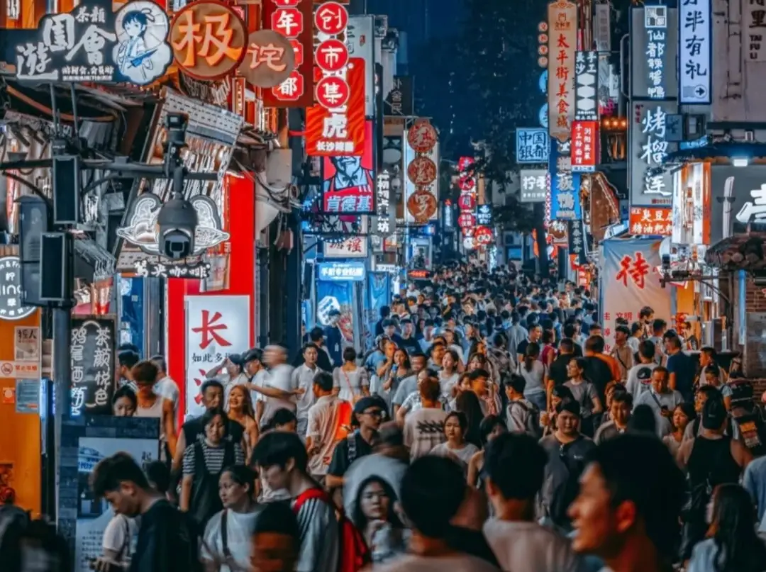 长沙旅游攻略两日游_橘子洲头湘江风光带_长沙五日游攻略
