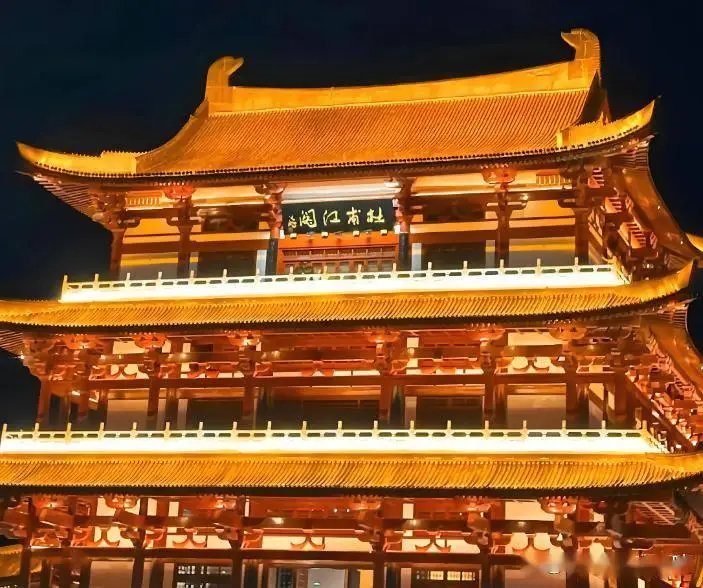 长沙旅游攻略两日游_长沙橘子洲旅游攻略_长沙旅游必去十大景点