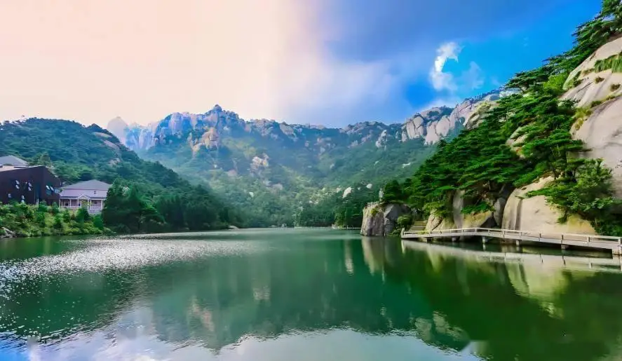 安徽旅游攻略_安徽六安旅游攻略_黄山宏村九华山天柱山游玩指南