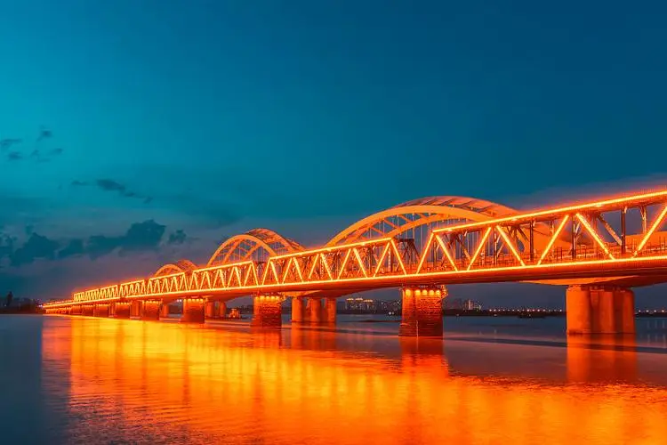 哈尔滨三日游路线_哈尔滨旅游攻略2026_圣索菲亚教堂中央大街一日游攻略