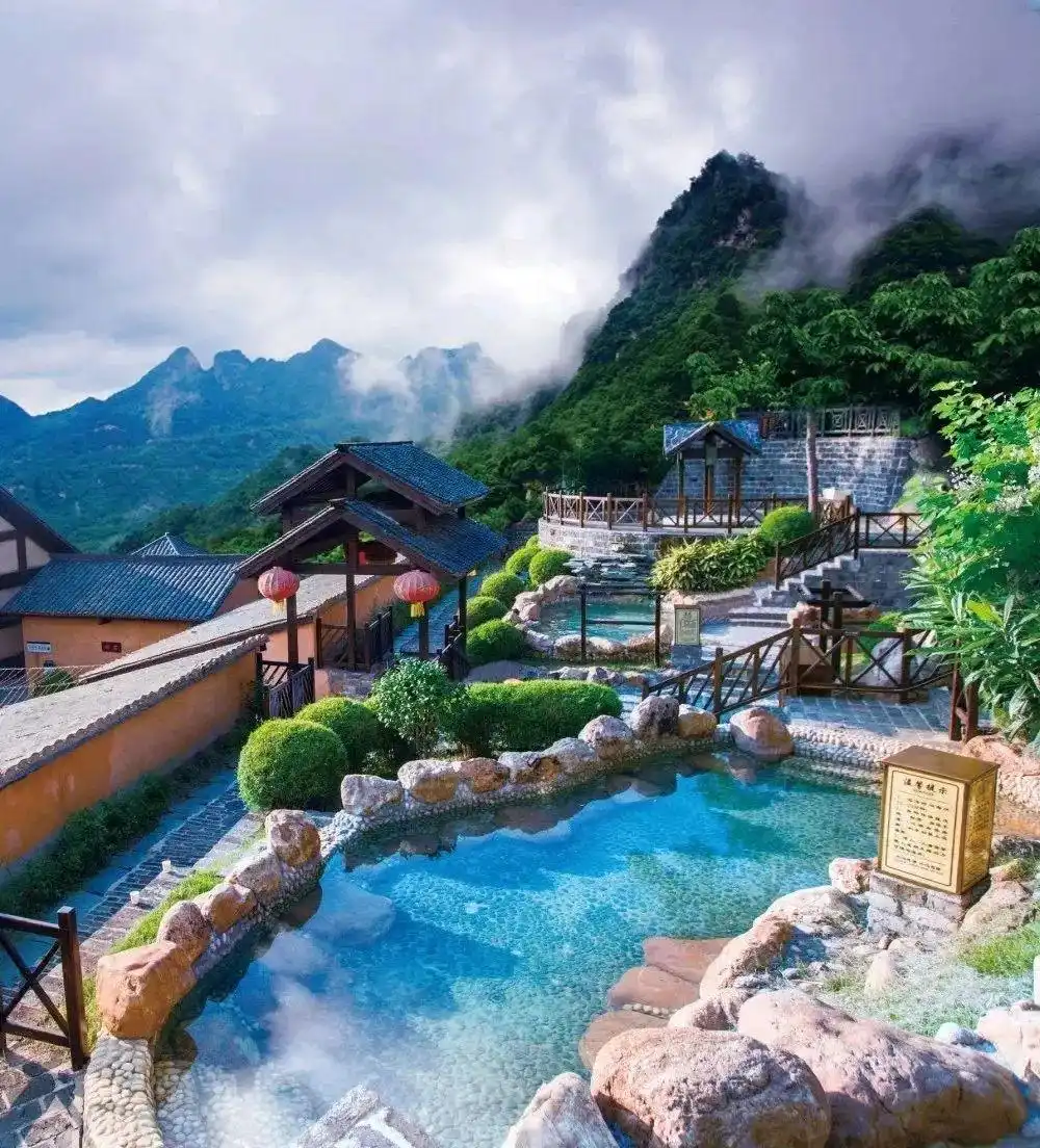 咸宁温泉滑雪旅游线路_咸宁碧桂园凤凰温泉酒店攻略_咸宁旅游攻略