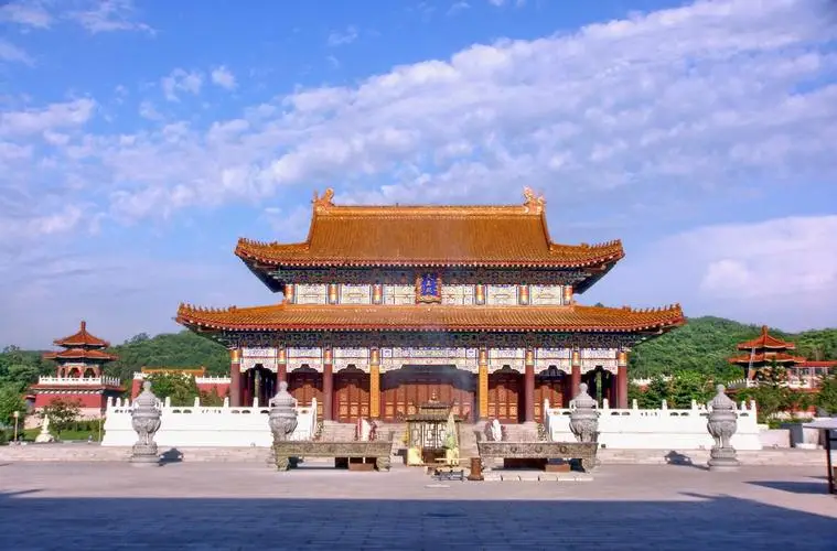 鞍山千山风景名胜区_鞍山旅游攻略_鞍山汤岗子温泉