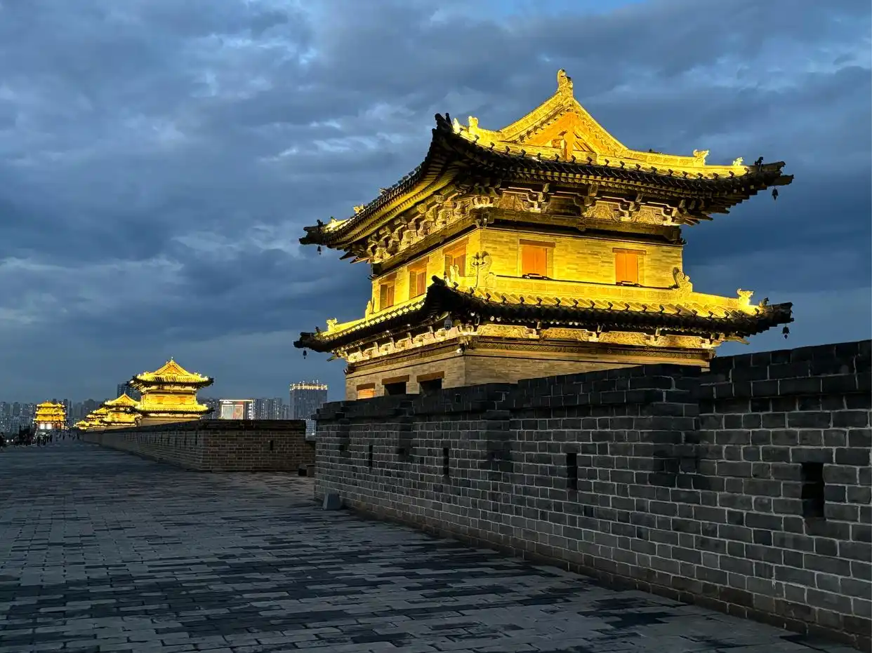 赤水大瀑布旅游攻略_佛光岩景区游览攻略_赤水丹霞大瀑布