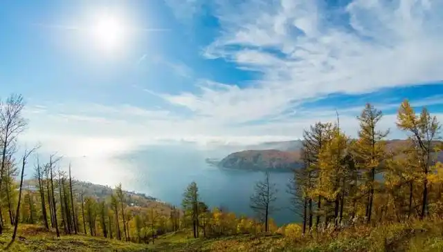 贝加尔湖旅游攻略_贝加尔湖秋季旅游_贝加尔湖生物多样性探索