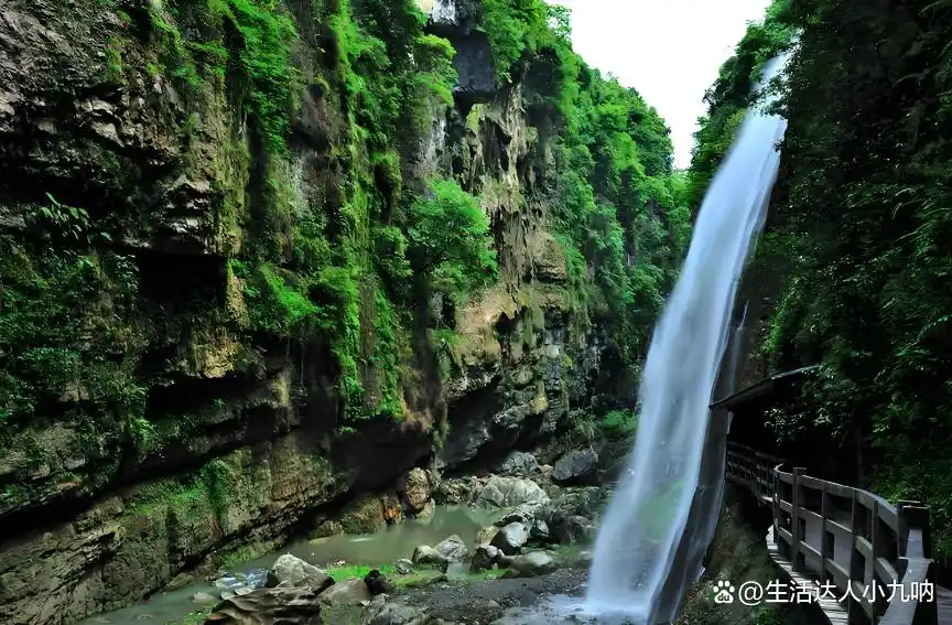湖北恩施旅游攻略_恩施大峡谷屏山峡谷腾龙洞旅游_恩施旅游攻略详细