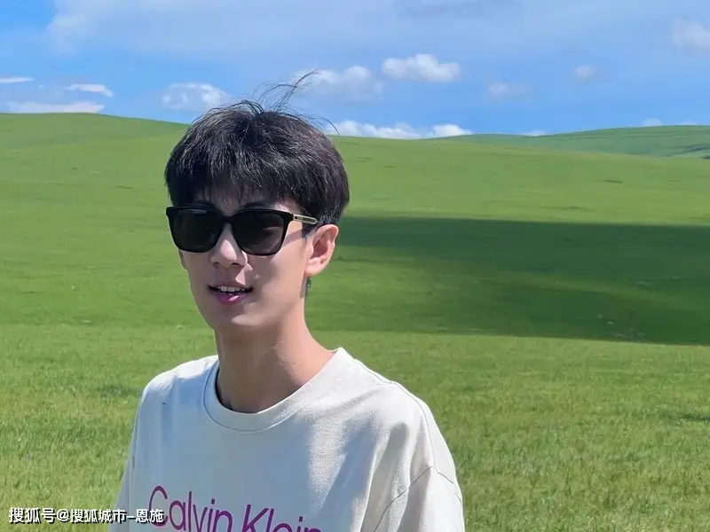 一个人去呼伦贝尔怎么玩_呼伦贝尔大草原旅游攻略_呼伦贝尔旅游攻略 pdf百度