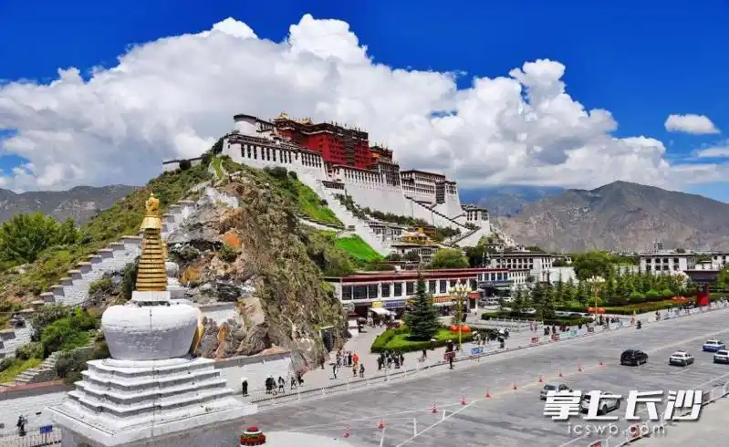 长沙到拉萨火车旅游攻略_西藏旅游黄金季节_坐火车去拉萨旅游攻略