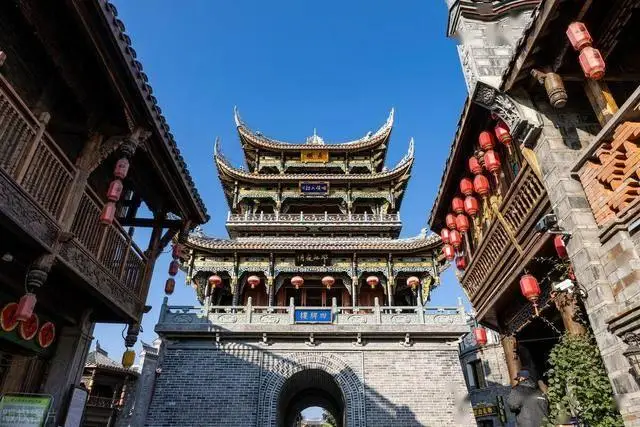 西昌旅游攻略_西昌旅游攻略_邛海泸山景点