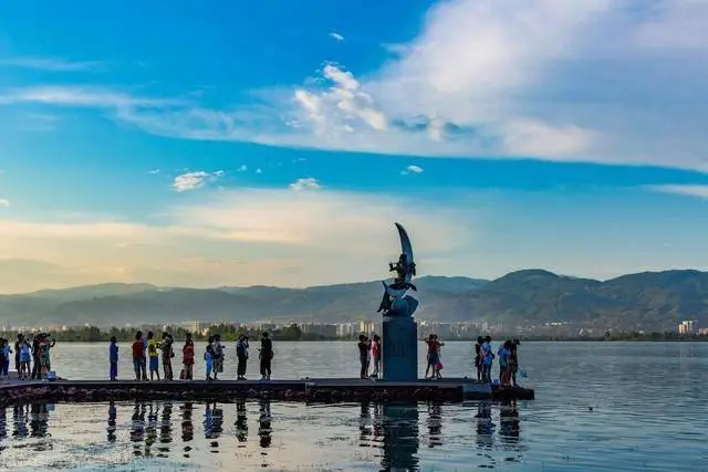 邛海泸山景点_西昌旅游攻略_西昌旅游攻略