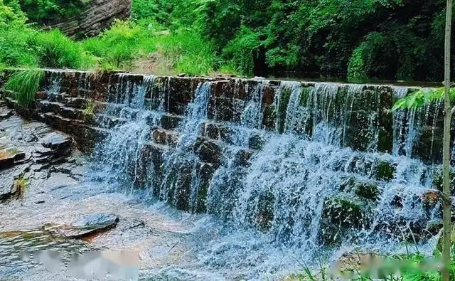 龙门石窟旅游攻略_洛阳旅游攻略2026_洛阳十大必玩景点