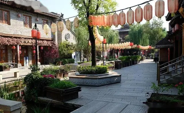 龙门石窟旅游攻略_洛阳旅游攻略2026_洛阳十大必玩景点