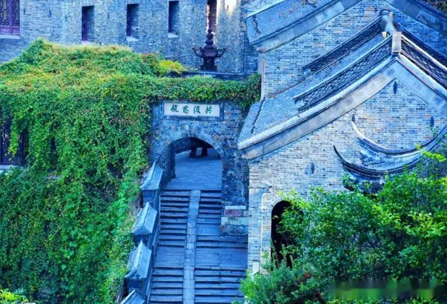 镇江旅游攻略一日游_镇江旅游攻略_金山寺西津渡景点推荐