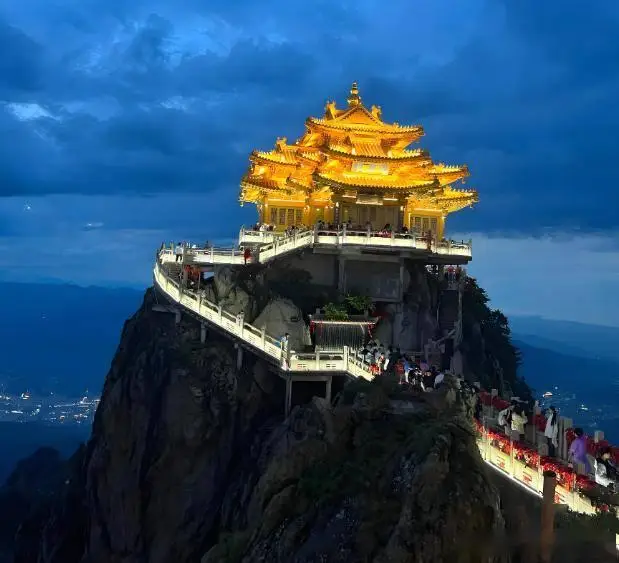 洛阳龙门石窟旅游攻略_洛阳老君山云海金顶_洛阳到华山旅游攻略