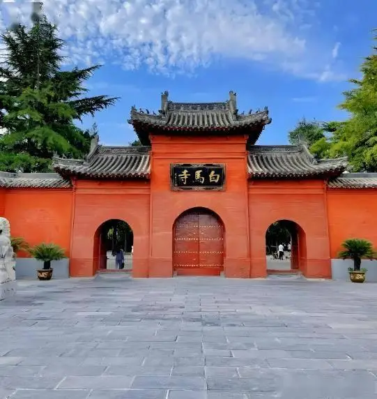 洛阳到华山旅游攻略_洛阳龙门石窟旅游攻略_洛阳老君山云海金顶