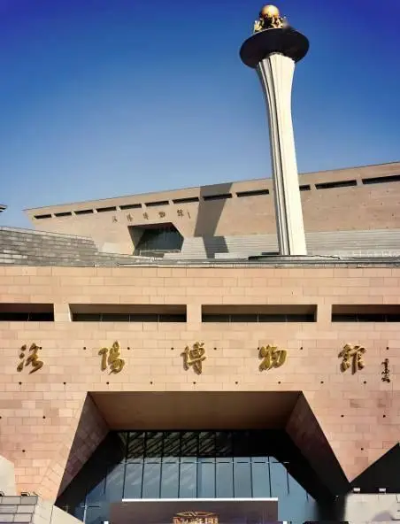 洛阳老君山云海金顶_洛阳龙门石窟旅游攻略_洛阳到华山旅游攻略