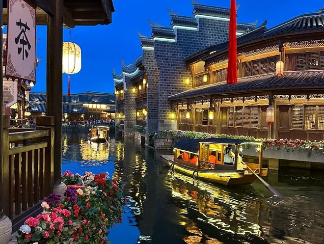 中望国际旅行社稻城亚丁纯玩团_四川成都稻城亚丁6天5晚纯玩报团_成都亚丁稻城旅游攻略