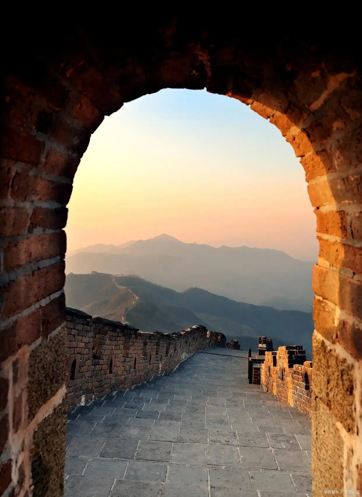 悬壁长城长城第一墩_嘉峪关旅游攻略_嘉峪关天旅游攻略