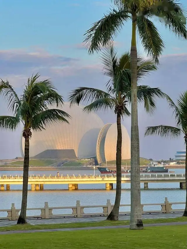 中国十大避寒旅游城市_三亚冬季旅游攻略_冬天去银川旅游攻略
