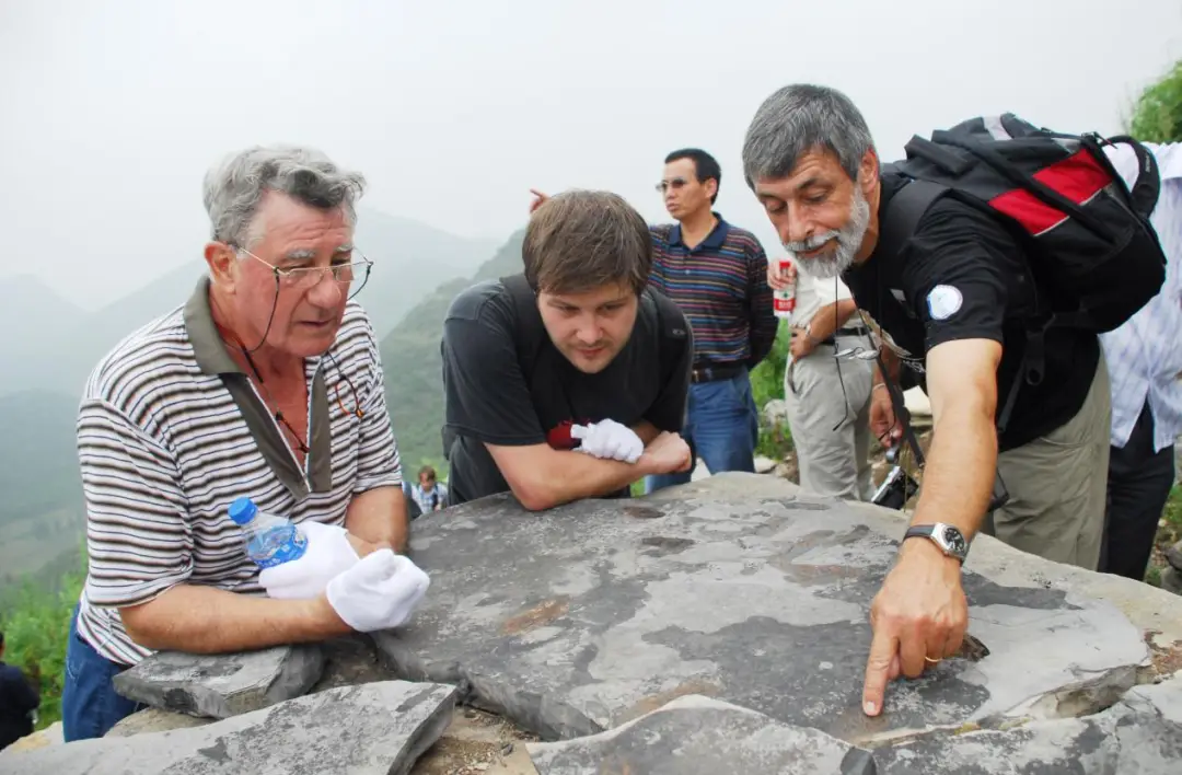 罗平旅游攻略_欢乐童世界_罗平旅游攻略
