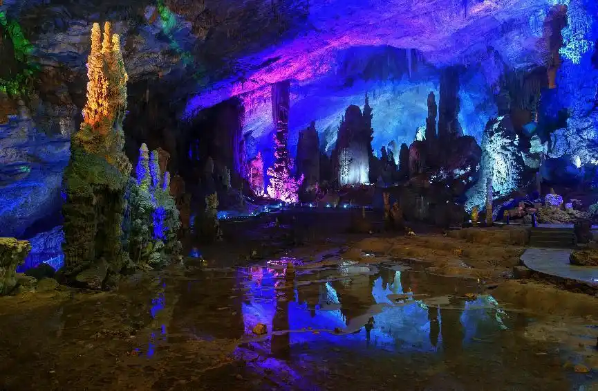 贵阳青岩古镇旅游线路_毕节九洞天景区旅游攻略_青岩古镇旅游攻略