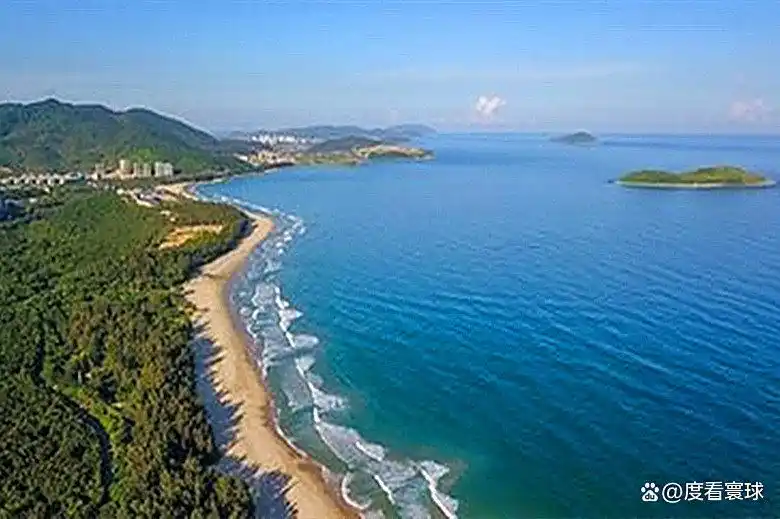 日月湾冲浪胜地_海南万宁旅游攻略景点介绍_海南万宁旅游必去景点