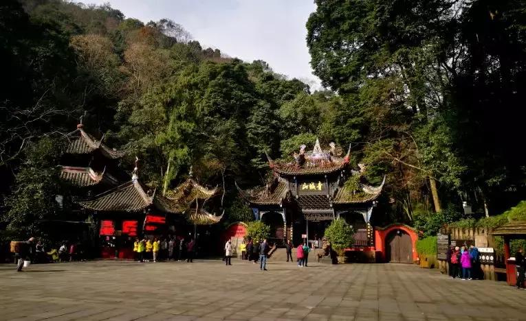 青城山旅游攻略_都江堰青城山旅游攻略_青城山免票预约攻略