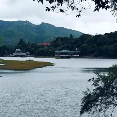 最佳到达时间九鲤湖_九鲤湖的旅游攻略_九鲤湖一日游攻略