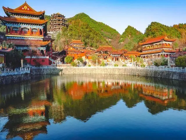 天水旅游攻略_天水到甘南旅游攻略_麦积山石窟景点介绍