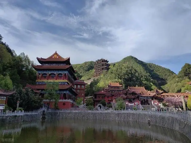 天水到甘南旅游攻略_麦积山石窟景点介绍_天水旅游攻略