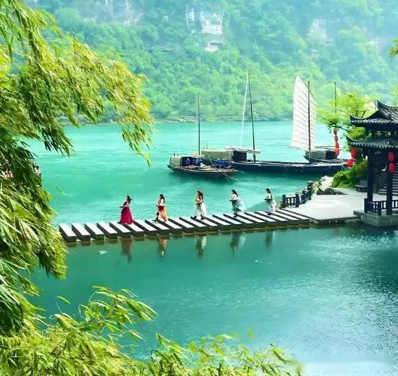 湖北宜昌十大景点攻略_宜昌旅游攻略2026_宜昌必去景点推荐