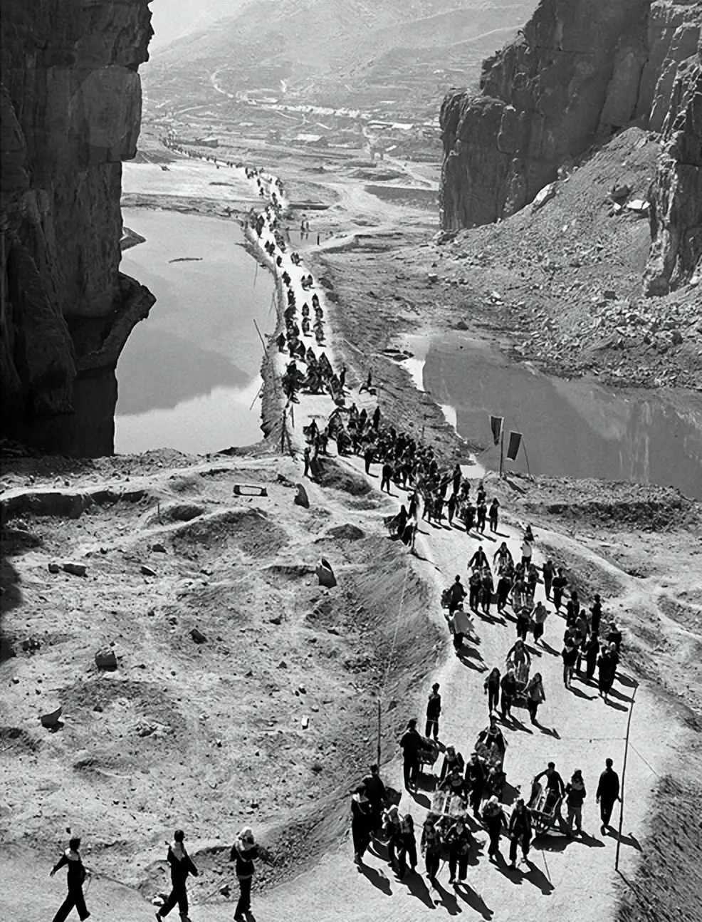 红旗渠修建历史_林县缺水困境_红旗渠风景区旅游攻略