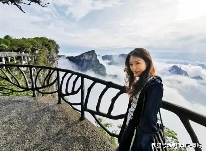 张家界5天4晚旅游行程_最新张家界凤凰旅游攻略_张家界特色客栈住宿推荐