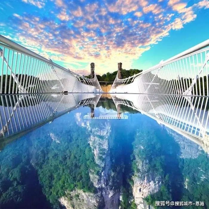 最新张家界凤凰旅游攻略_张家界特色客栈住宿推荐_张家界5天4晚旅游行程