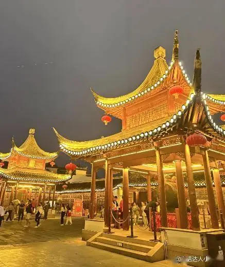 南京旅游攻略2025_中山陵秦淮河夫子庙深度游_南京二日游旅游攻略