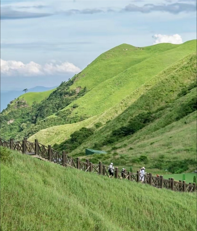 江西萍乡武功山旅游攻略_武功山2天1夜旅行攻略_武功山门票预订攻略
