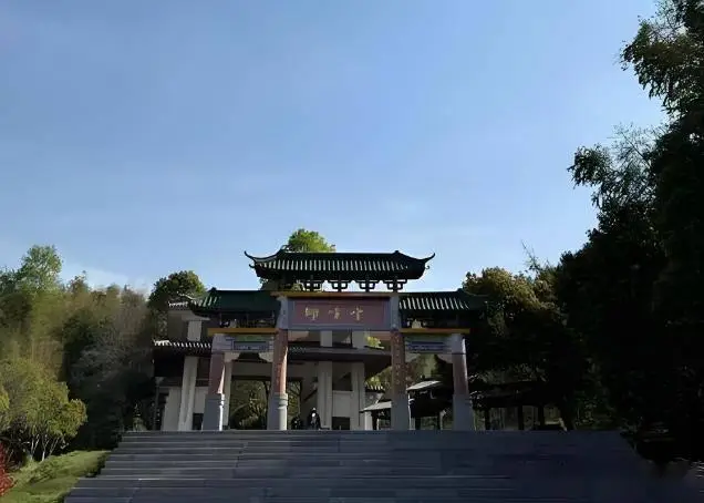 南昌旅游攻略_南昌必去景点排名_南昌旅游攻略