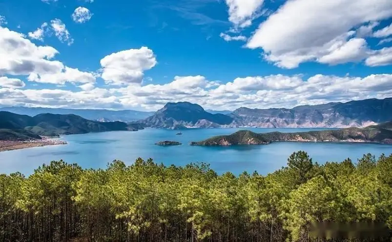 丽江古城旅游攻略_丽江十大必玩景点_丽江到香格里拉旅游攻略