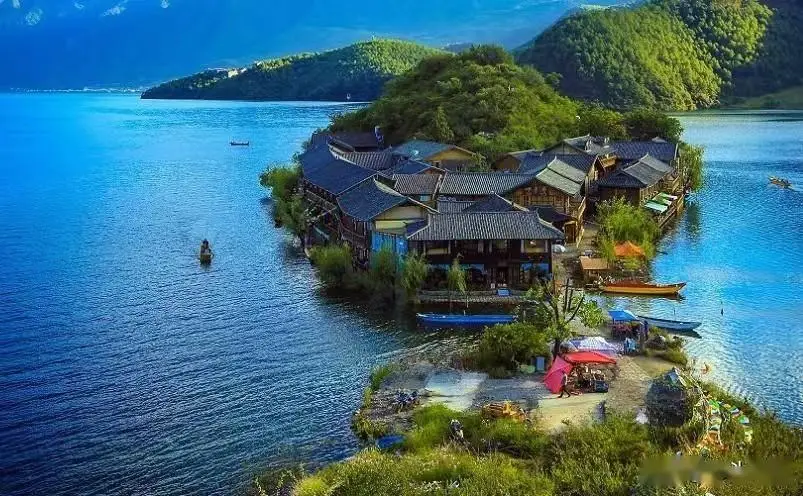 丽江古城旅游攻略_丽江十大必玩景点_丽江到香格里拉旅游攻略