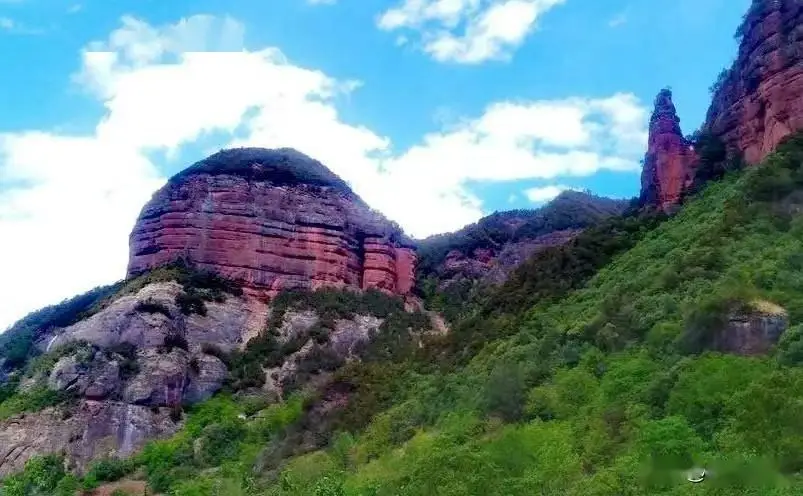 丽江古城旅游攻略_丽江到香格里拉旅游攻略_丽江十大必玩景点