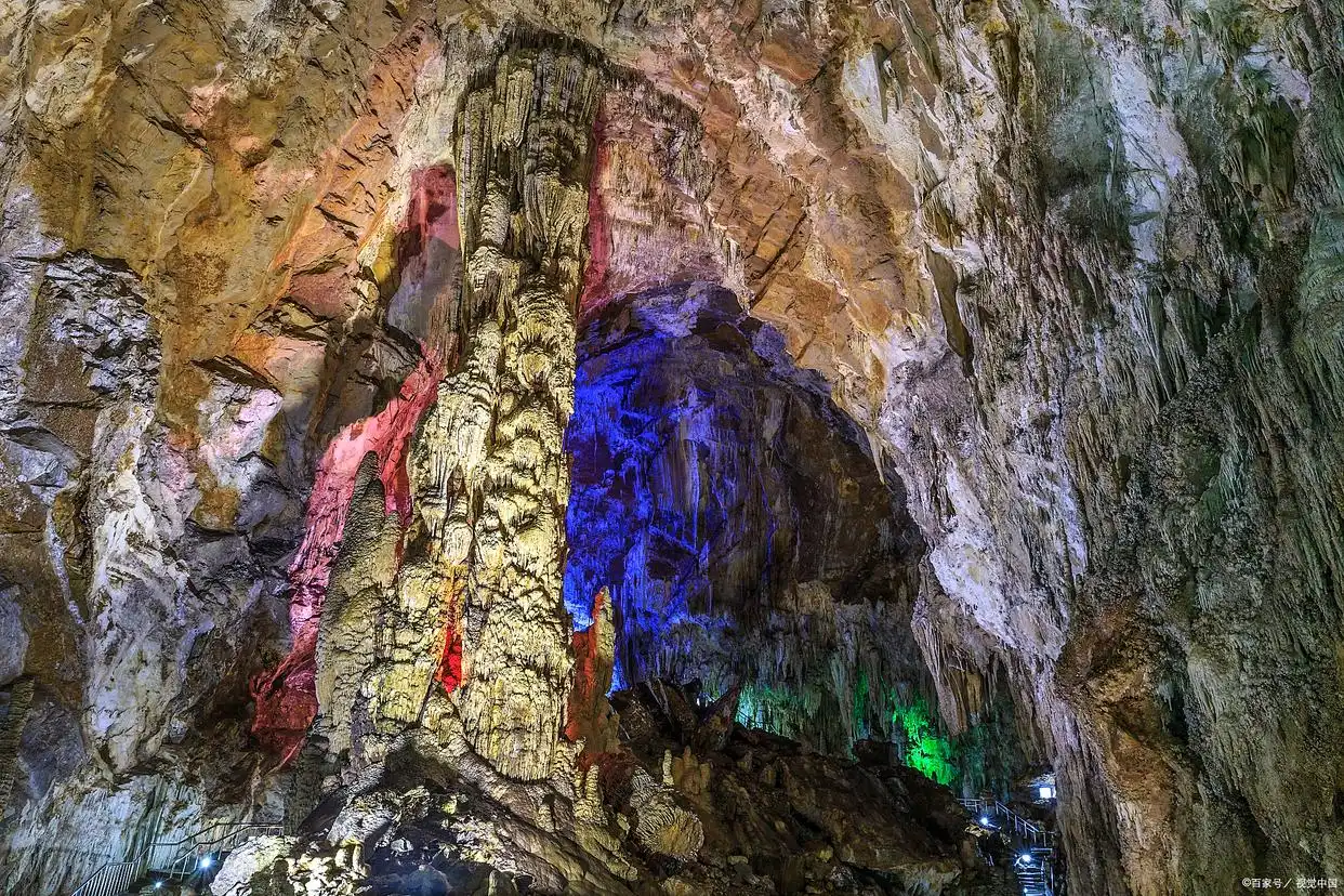 官鹅沟西狭颂万象洞攻略_陇南秋游景点推荐_陇南旅游攻略
